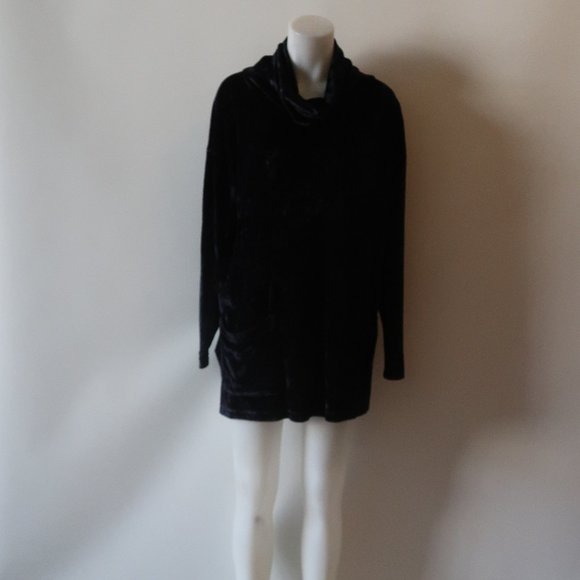 WOMENS TAPEMEASURE NEW YORK BLACK CRUSHED VELVET MOCK NECK TOP M * - Picture 4 of 14
